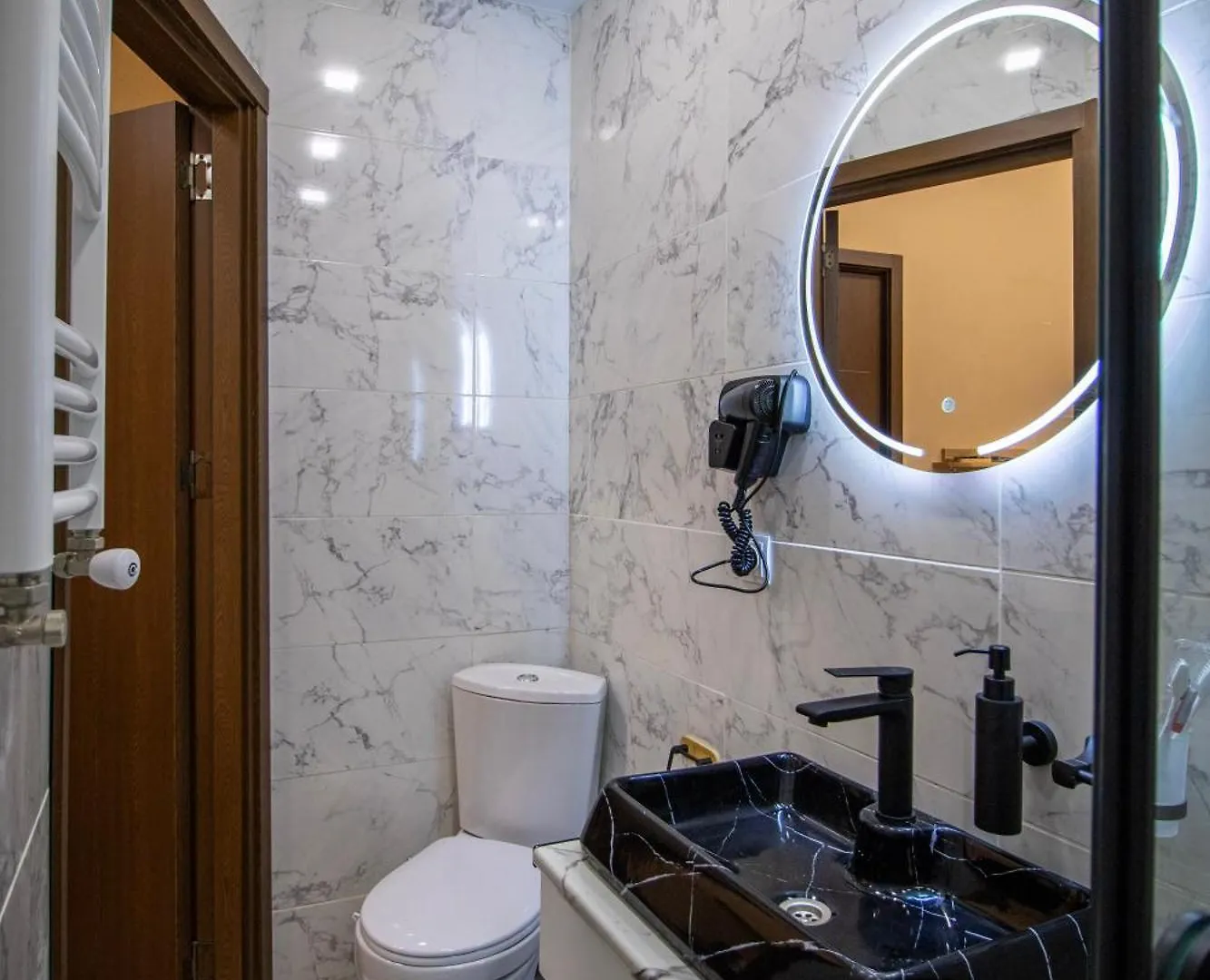 Πανσιόν Green Garden Guesthouse Τυφλίδα